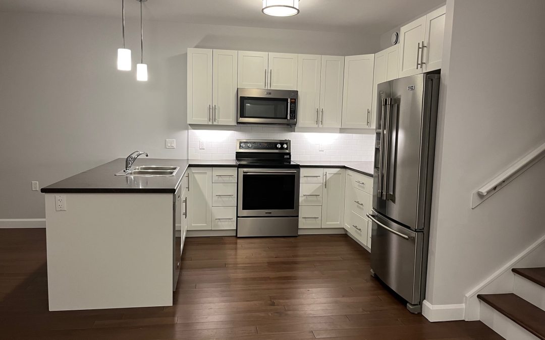 Condo 5324 Unit B – Beautiful and spacious 2 bedroom Condo near downtown!